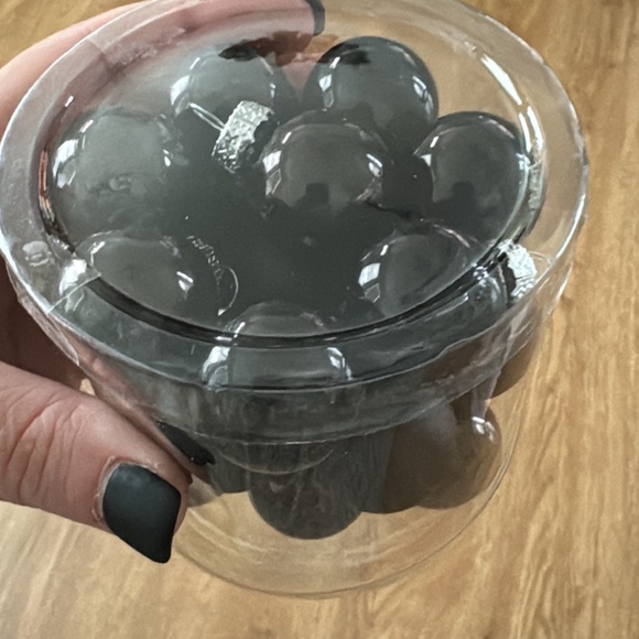 Mini black Christmas ornaments - Picture 1 of 2